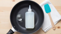 Glue Bonds To Nonstick Surfaces And Wipes Clean With Ethanol